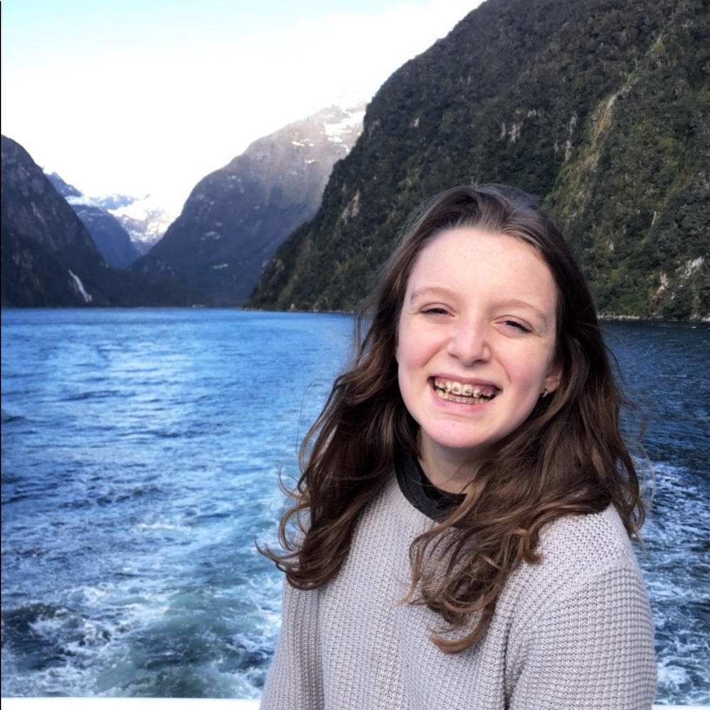 Meet your Posher, Candice